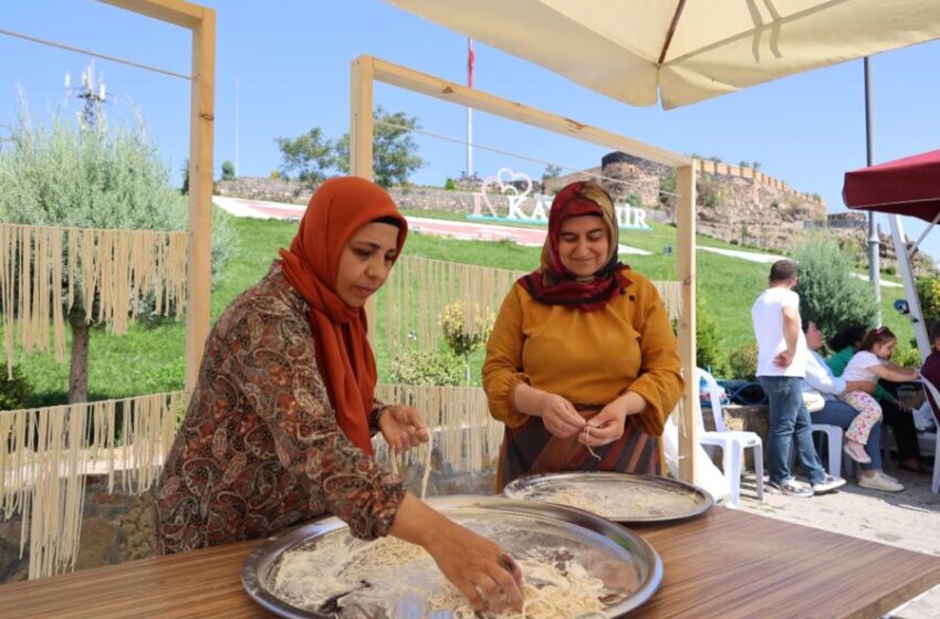 Nevşehir’de Gönüllü Kadınlar İhtiyaç Sahibi Aileler ve Öğrenciler İçin Seferber Oldu