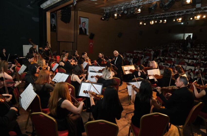 Giresun Belediyesi’nde Filarmoni Orkestrası Konseri Büyüledi