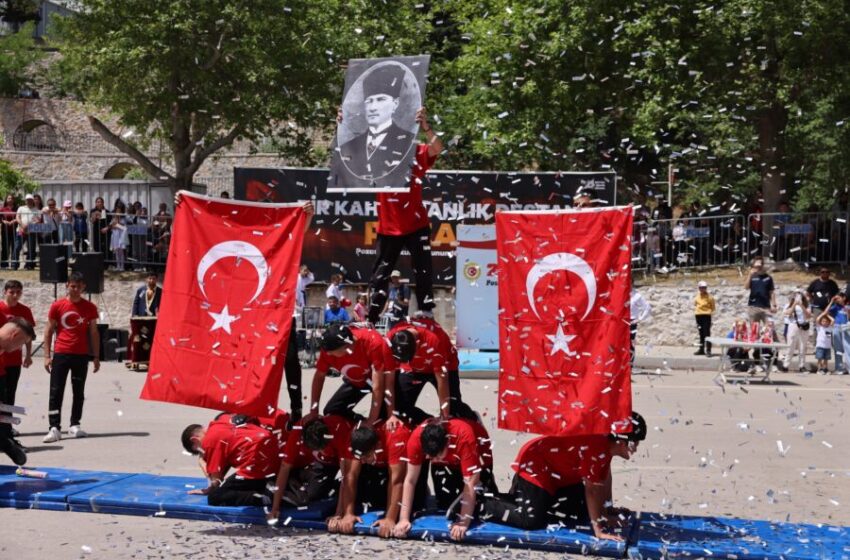  Pozantı’da “Şapka Çıkarılacak Zafer” Coşkusu