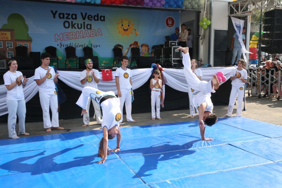  Keçiören’de “Yaza Veda Okula Merhaba” Şenliği